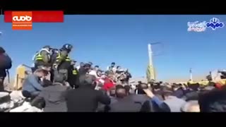 دلجویی سخنگوی دولت از آسیب دیدگان روستای ورنکش میانه به زبان آذری