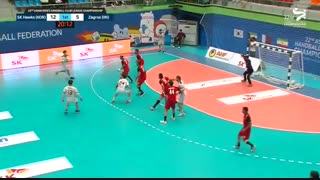 دیدار تیم های هندبال هاوکس و زاگرس در قهرمانی باشگاه های آسیا2019