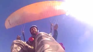 پاراگلایدر قم- دوره امنیت پرواز مانور فول استال(خلبان مرتضی عبادی)