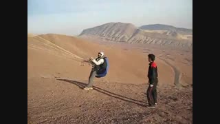 پاراگلایدرقم-ریوزر بالای کمرکوه اسفند1391-مرتضی عبادی
