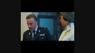 عاشقانه نوید محمدزاده و پریناز ایزدیار در فیلم سرخپوست