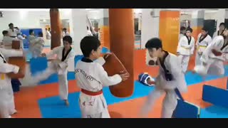 #ویدیو_میت_زنی   ✅ میت زنی برای  افزایش سرعت و چابکی بچه‌های مجموعه فرهنگی ورزشی پارس پونک زنجان