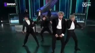 اجرای Intro + Dionysus توسط بی تی اس در مراسم MAMA 2019 ژاپن