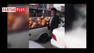 میوه فروش اردبیلی ، این بار درحال فروختن کدو تنبل