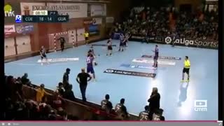 دیدار تیم های کوئنکا و گولاداخارا در لیگ هندبال آزوبال اسپانیا2019/20