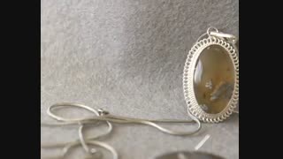 گردن آویز زیبای عقیق شجر شکوفه ای زمینه نباتی