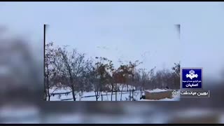 بارش برف پائیزی در بوئین میاندشت