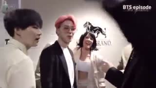 Jimin هم یه انسانه